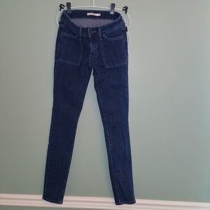 Levi’s 711 Skinny